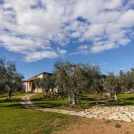 Hotel Antico Borgo Molino 7Cento Vicino Ai Giardini Di Ninfa Cori Exterior foto