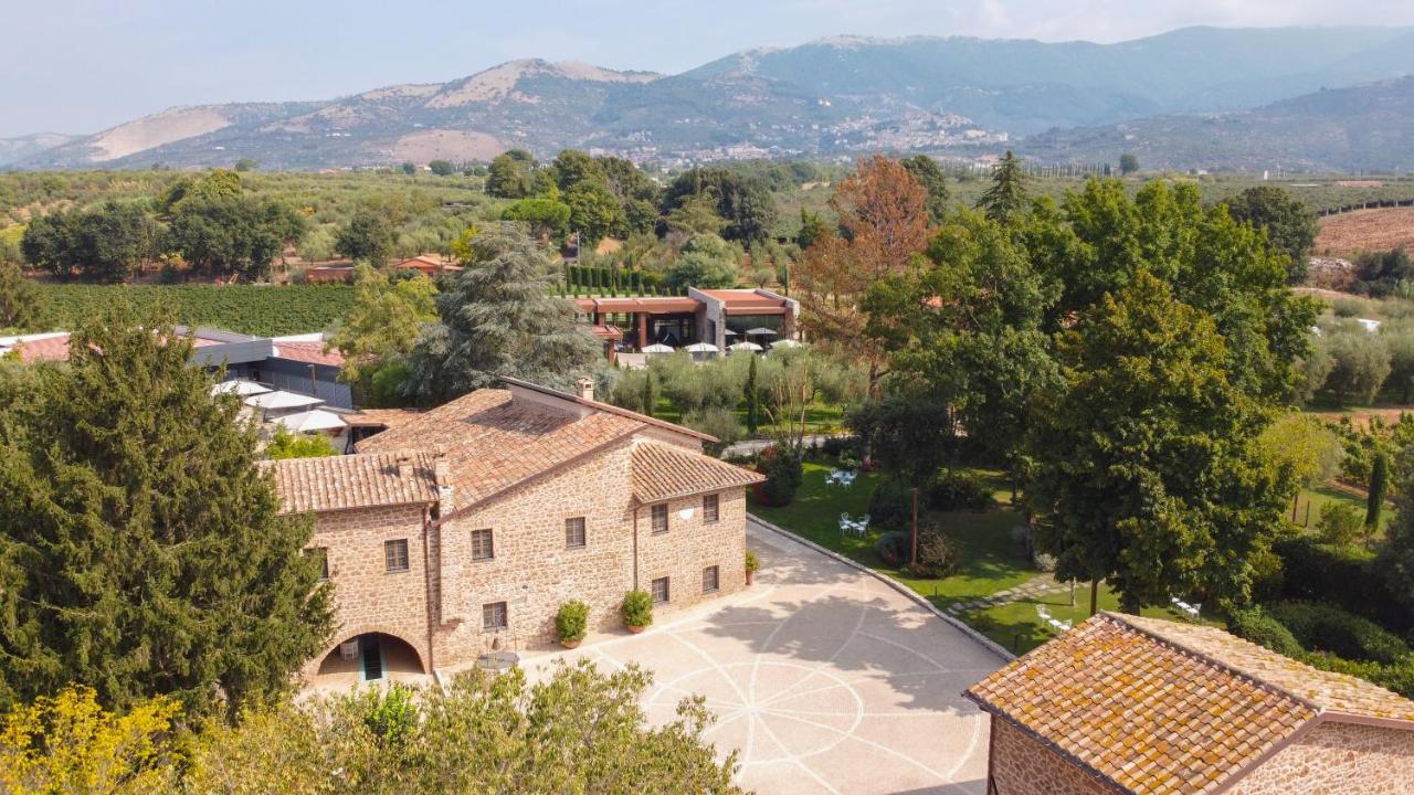 Hotel Antico Borgo Molino 7Cento Vicino Ai Giardini Di Ninfa Cori Exterior foto