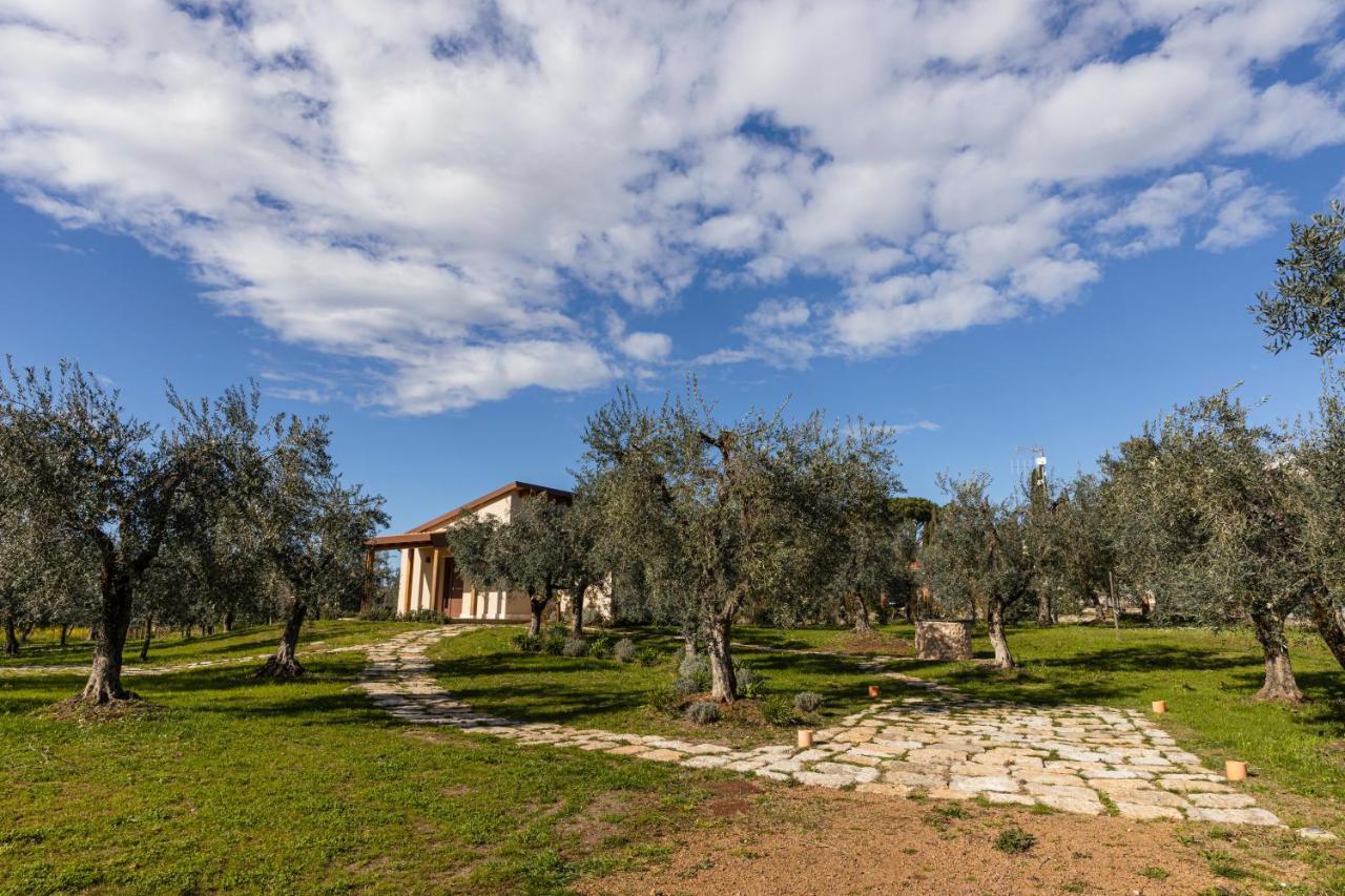 Hotel Antico Borgo Molino 7Cento Vicino Ai Giardini Di Ninfa Cori Exterior foto